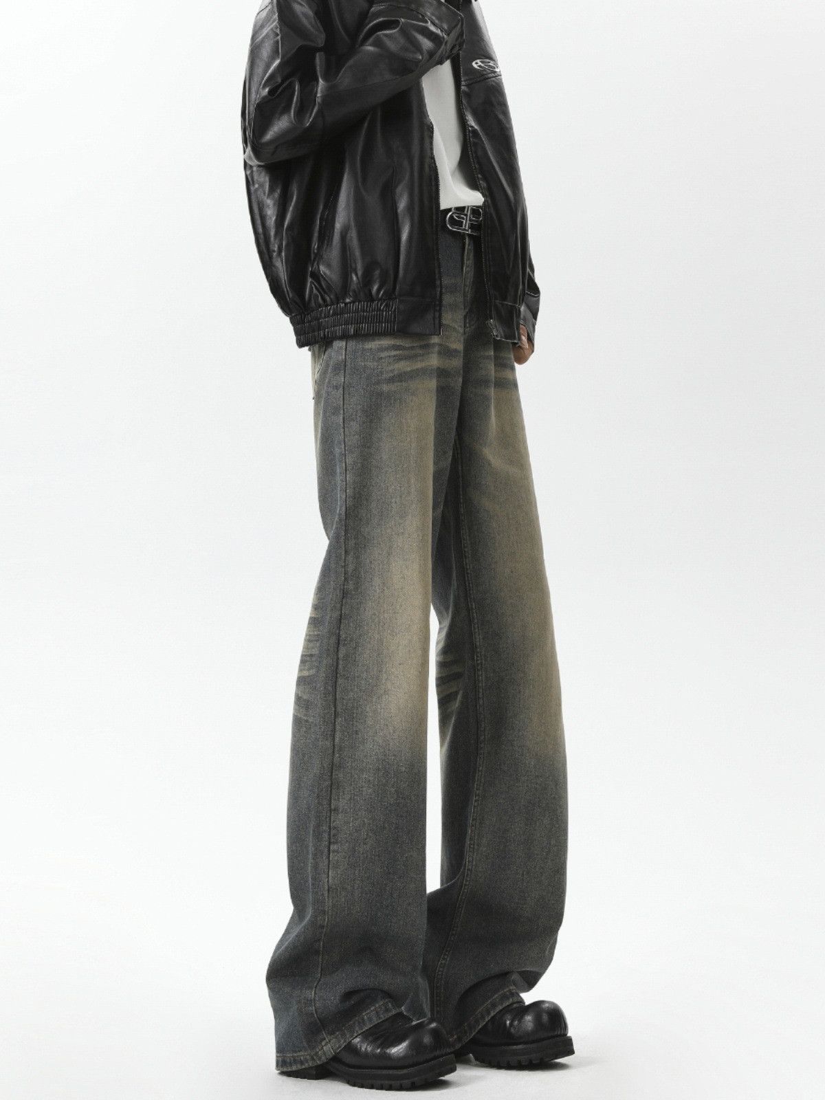 Japanese Brand Men's vintage washed distressed loose straight leg jeans Size US 32 / EU 48 - 4 Thumbnail