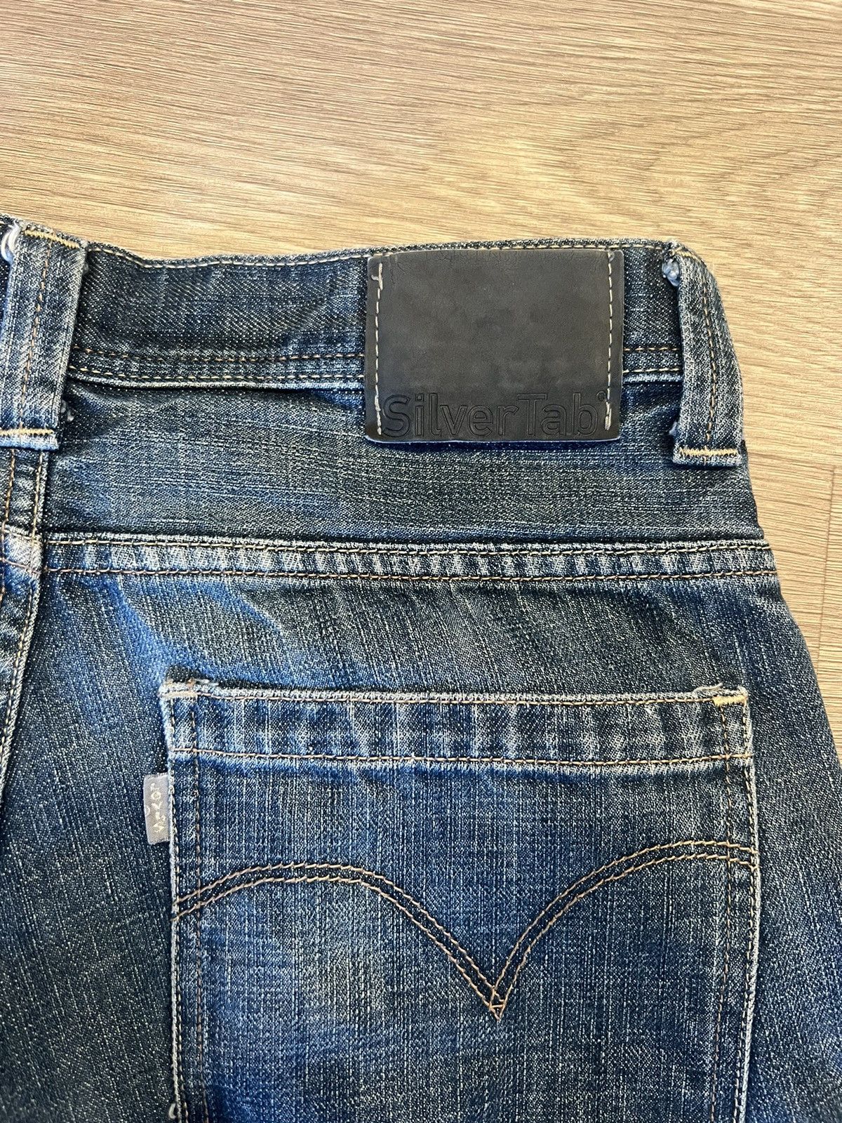Levi's Vintage Levi’s baggy/bootcut silver tab jeans Size US 32 / EU 48 - 4 Thumbnail