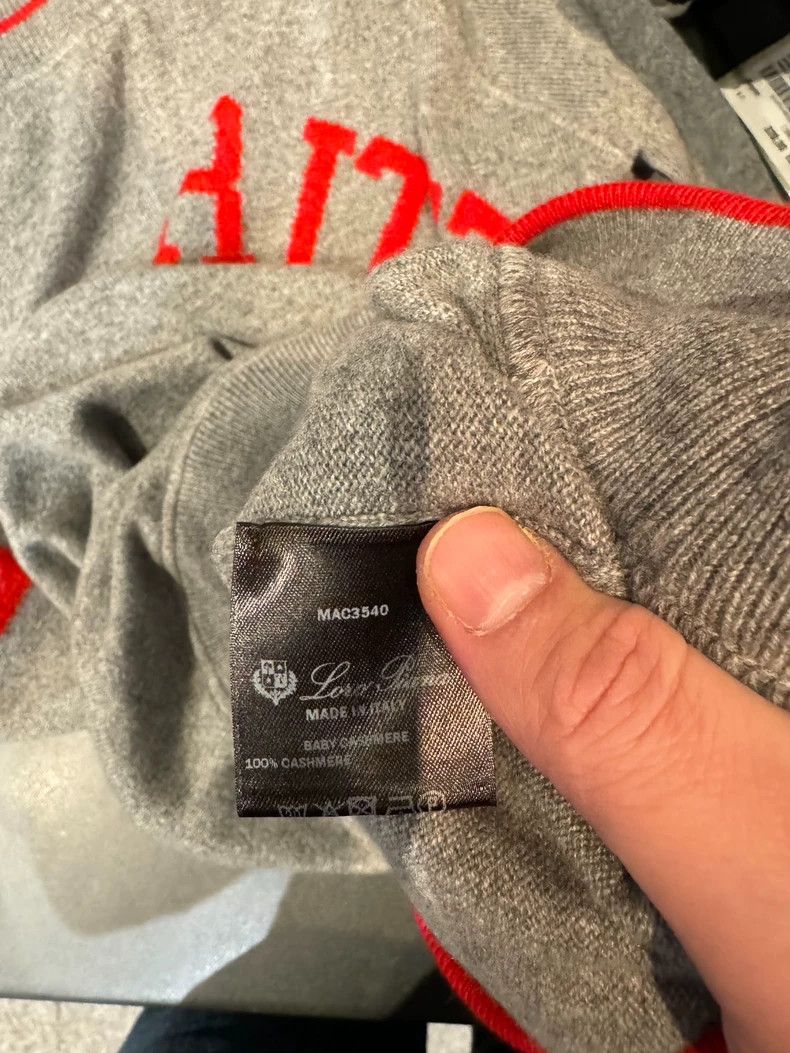 Loro Piana LORO PIANA A baby cashmere sweater Size US S / EU 44-46 / 1 - 4 Thumbnail