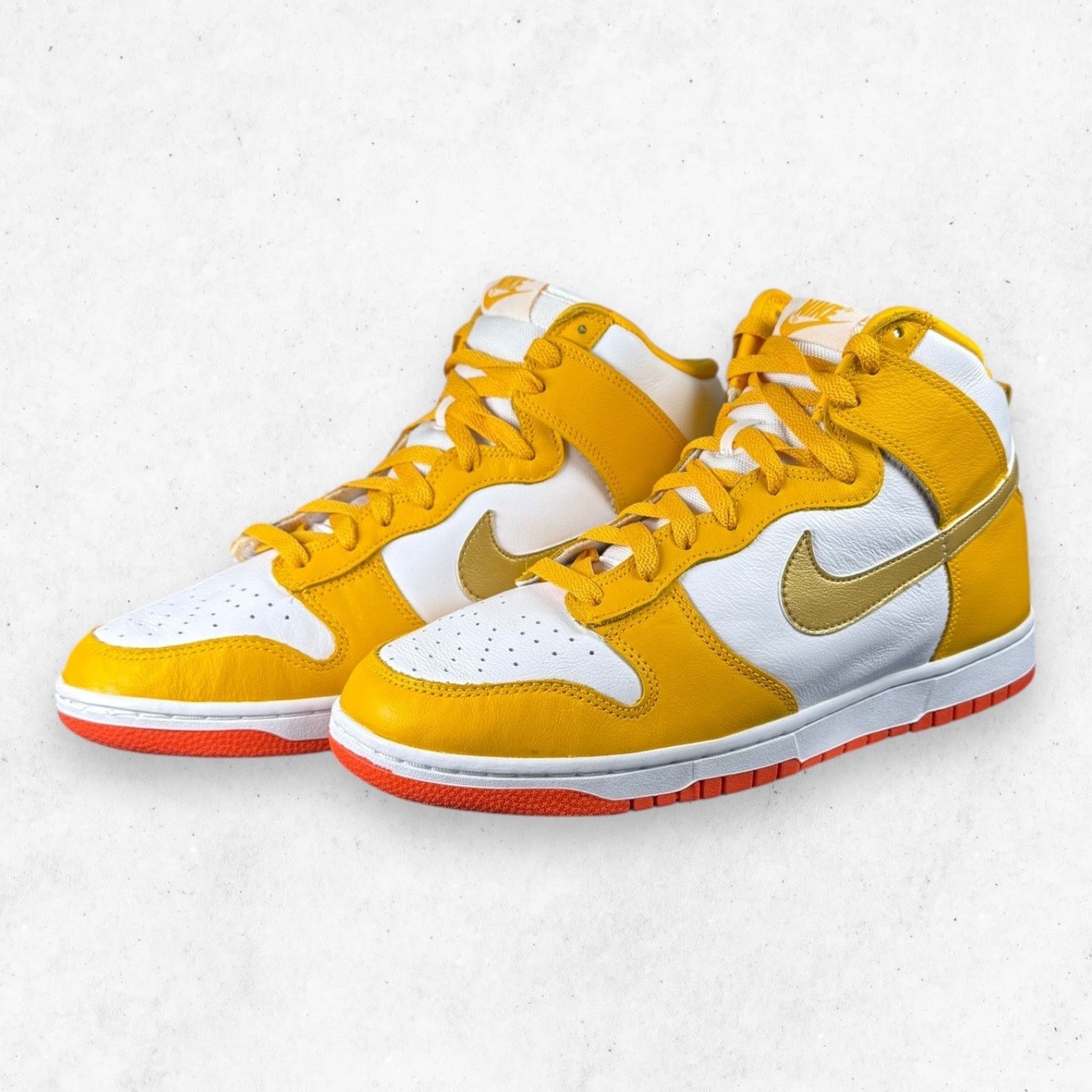 Nike New Nike Dunk High University Gold Orange Women Size 11 Size US 11 / IT 41 - 3 Thumbnail