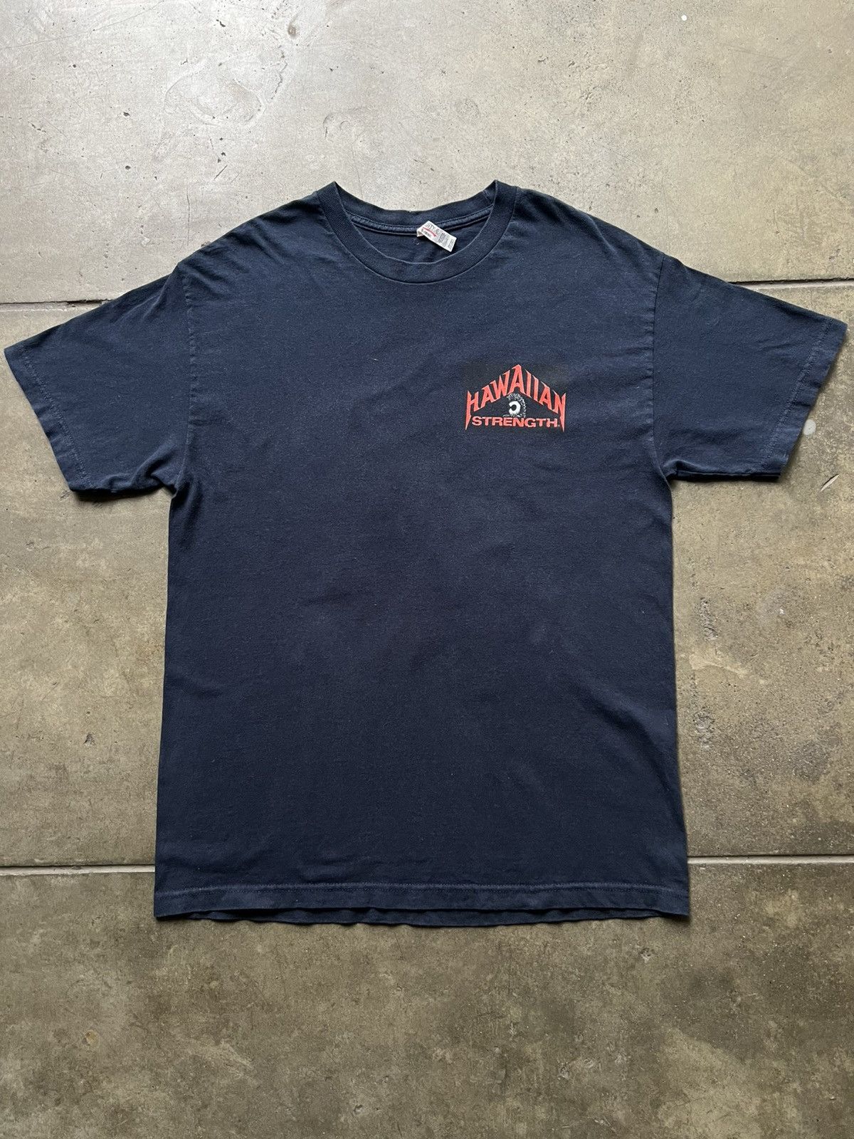 Vintage ‘00s Hawaiian Strength Ancient Warrior Puali Tee Shirt Size US L / EU 52-54 / 3 - 2 Thumbnail