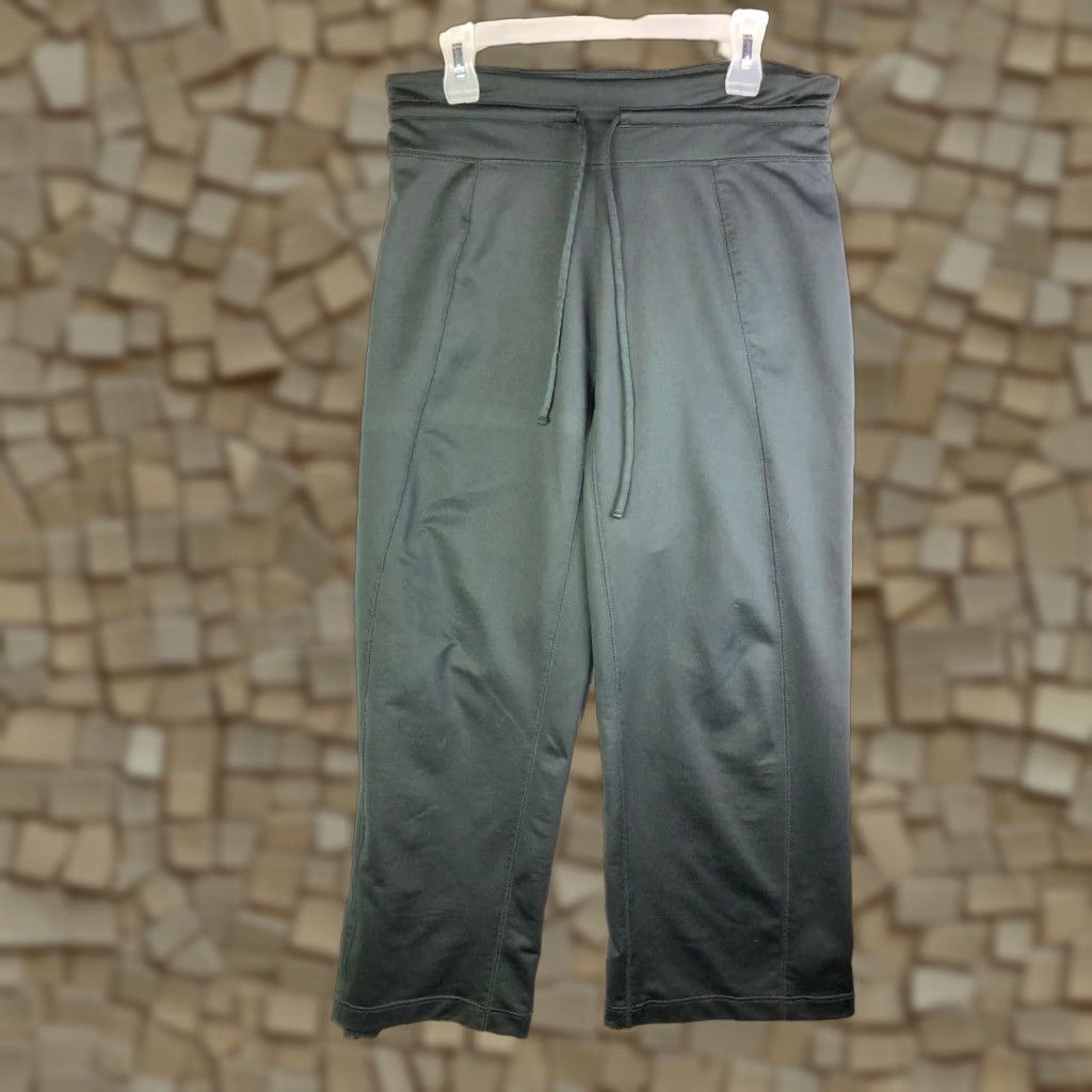 Nike Nike Fit Dry Black Yoga Pants Womens M (8-10) Polyester Spandex Pants Nike Dri-FIT Activewear Yoga 27in Inseam Womens Size 24" / US 00 / IT 34 - 1 Thumbnail