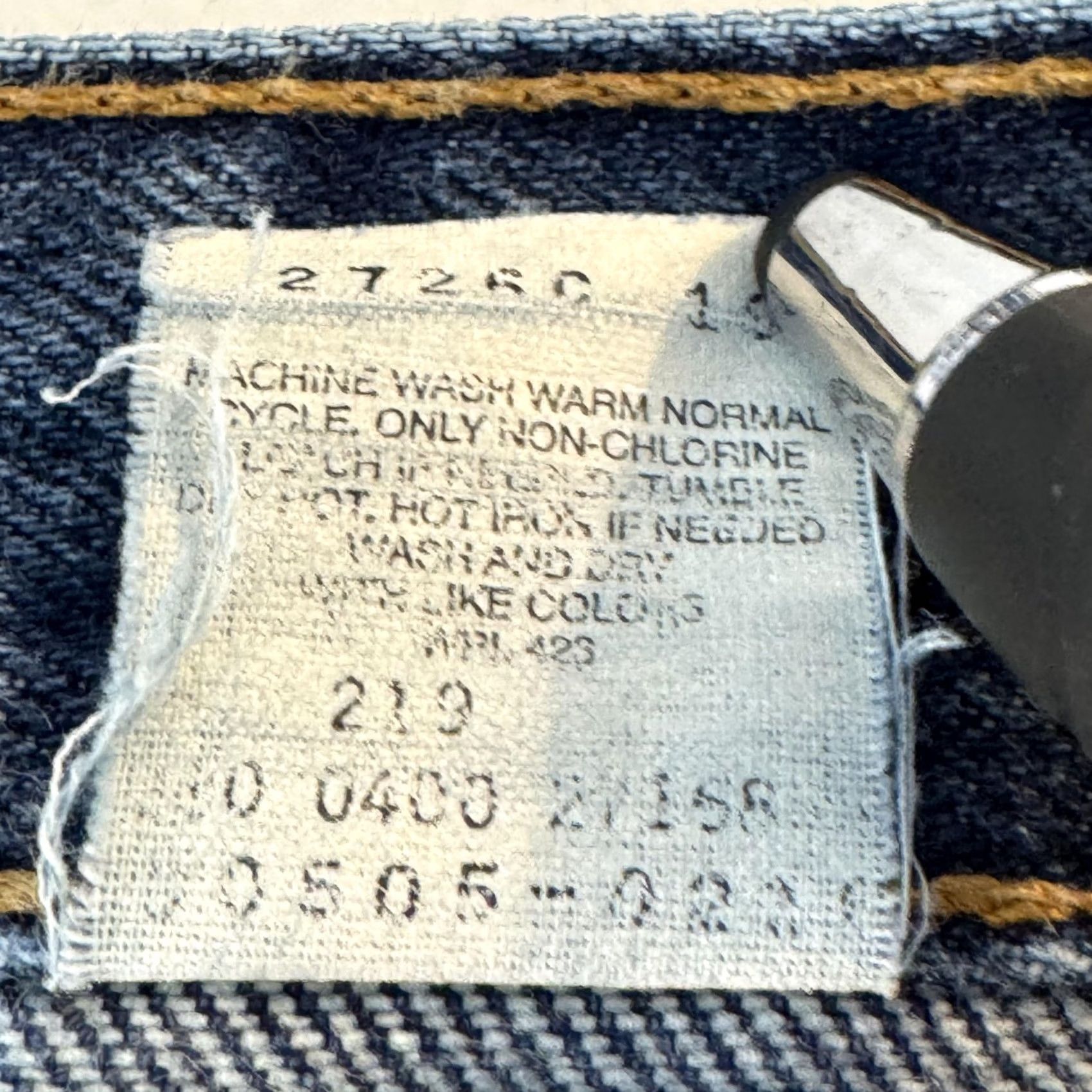 Levi's VINTAGE Levi's 505 Jeans Mens 36x32 Blue Regular Fit Straight Leg Denim 90s Y2K USA Cowboy 5-Pocket Mens Size US 36 / EU 52 - 7 Thumbnail