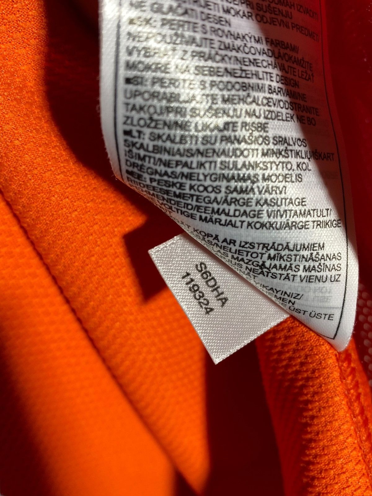 Vintage 00s Netherlands 2006 Nike Home Jersey KNVB Van Basten Era Size US L / EU 52-54 / 3 - 16 Thumbnail
