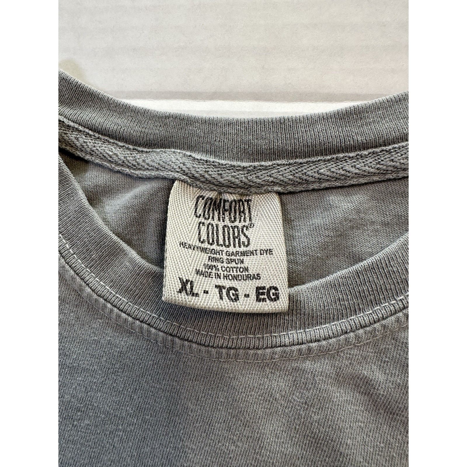 Comfort Colors Comfort Colors Backwoods Born & Raised Dog T-shirt XL Gray Size US XL / EU 56 / 4 - 3 Thumbnail