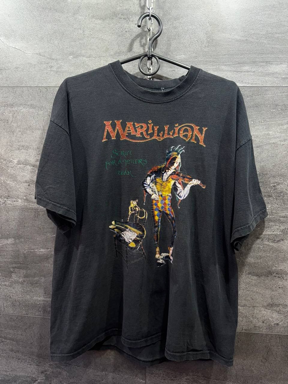 Band Tees Vintage MARILLION SCRIPT FOR AJESTER'S TEAR Rock T-Shirt Size US XL / EU 56 / 4 - 1 Thumbnail