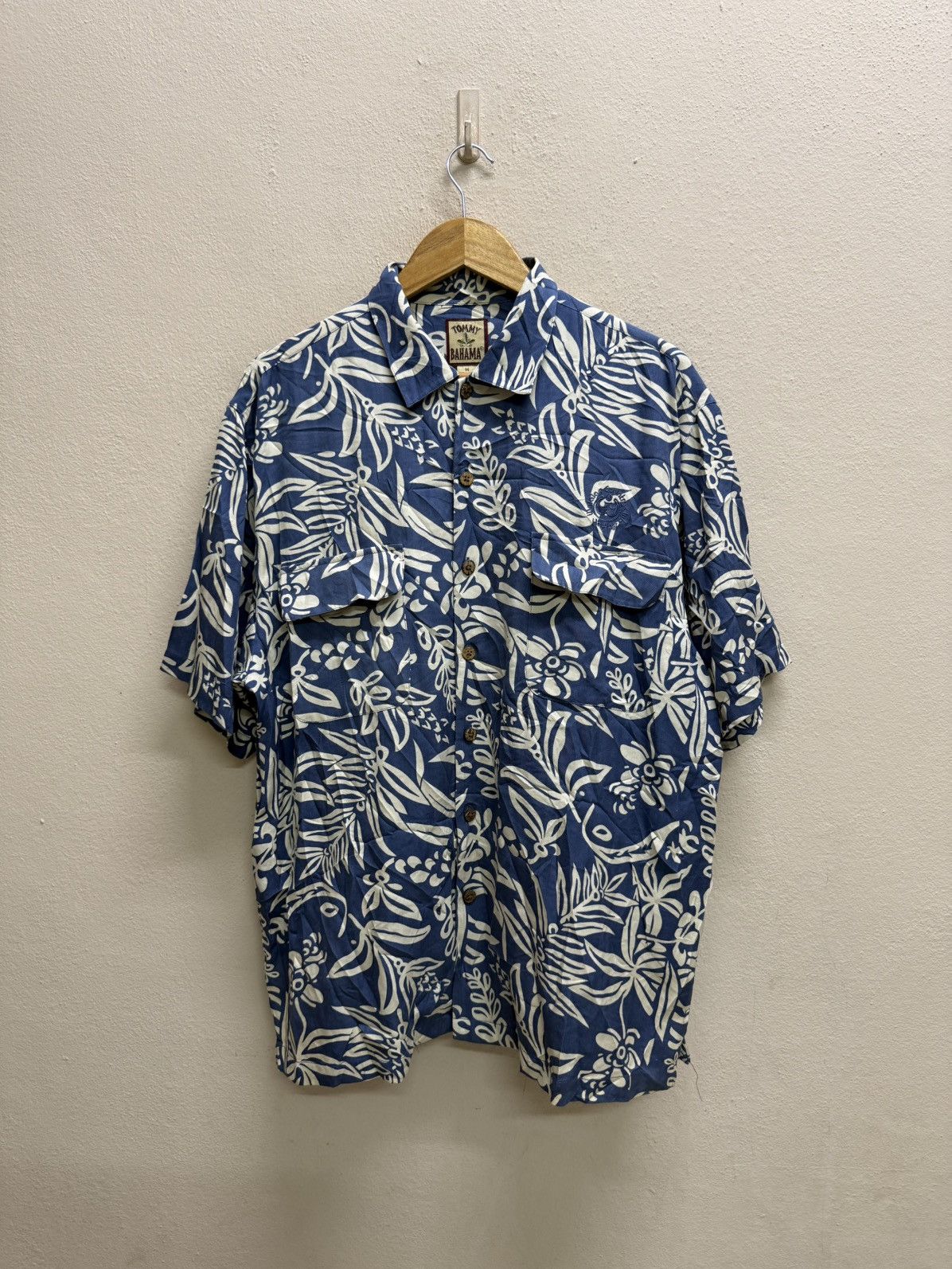 Tommy Bahama Waiʻalae Country Club Hawaii Flap Pocket Button Up Shirt Size US L / EU 52-54 / 3 - 16 Thumbnail