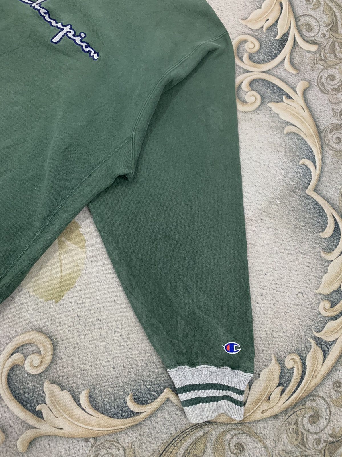 Champion × Vintage Vtg Champion Reverse Weave Big Logo Embroidered Sweatshirt Size US XL / EU 56 / 4 - 6 Thumbnail
