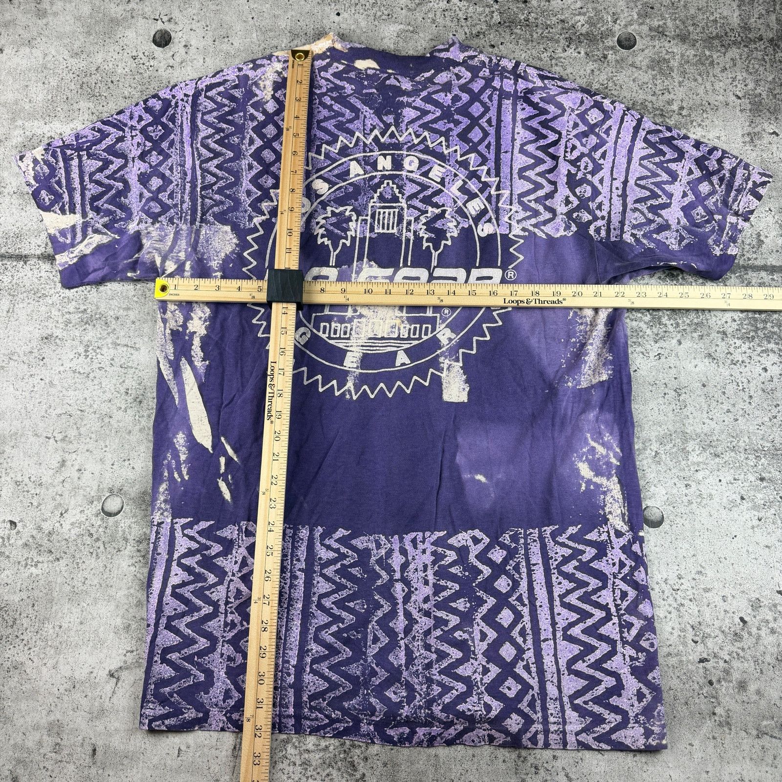 La Gear LA Gear All Over Print T Shirt Size XL 22x32 Size US XL / EU 56 / 4 - 10 Thumbnail