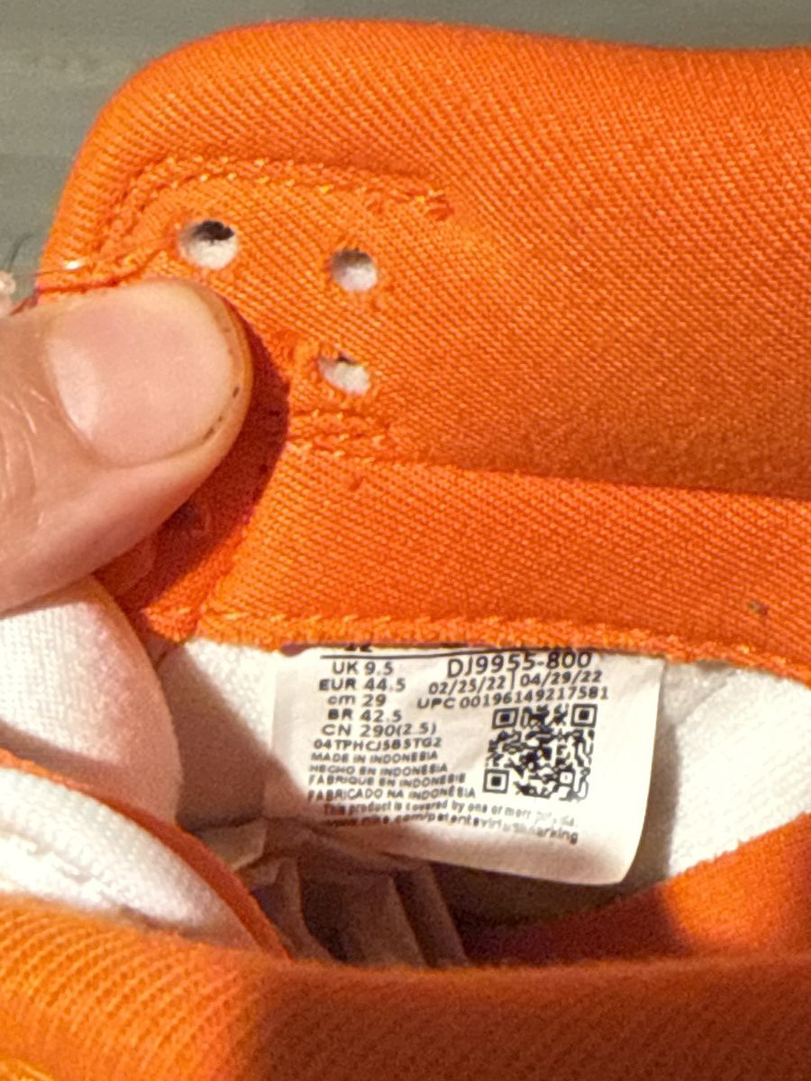 Nike Nike Dunk Low Patent Halloween - Deadstock | Brand New Size US 10.5 / EU 43-44 - 7 Thumbnail