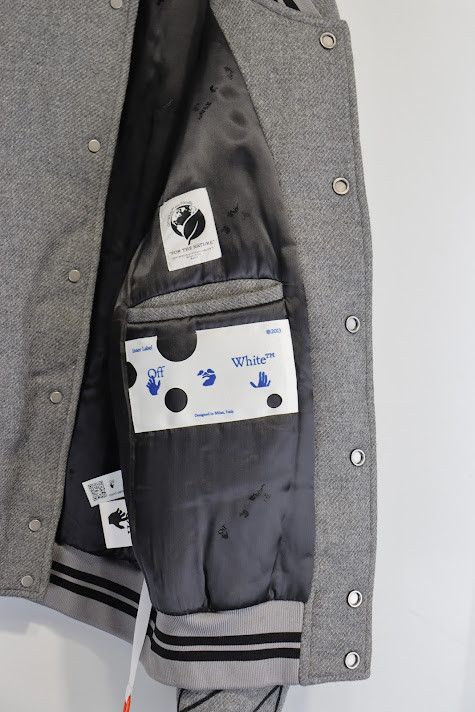 Off-White o1rshd1 Charcoal Logo Print Bomber Jacket in Grey Size US S / EU 44-46 / 1 - 7 Thumbnail