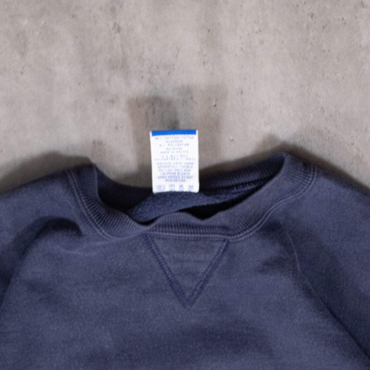 Champion × Vintage Vintage 1990s Champion Script Logo Navy Crewneck Sweater Size US M / EU 48-50 / 2 - 8 Thumbnail