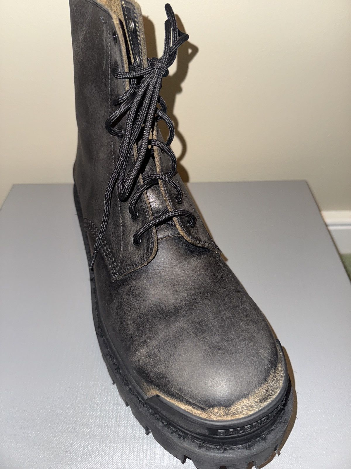 Balenciaga Strike Boots (Worn Out Leather) Size US 9 / EU 42 - 4 Thumbnail