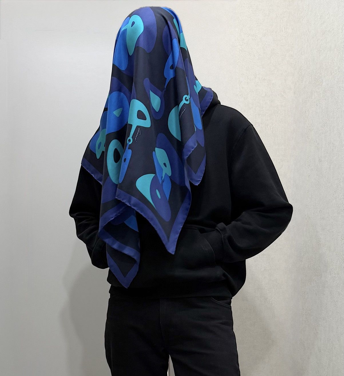 Gucci GUCCI Tom Ford SS 1999 Horsebit Silk Scarf Demna Nettspend Size ONE SIZE - 4 Thumbnail