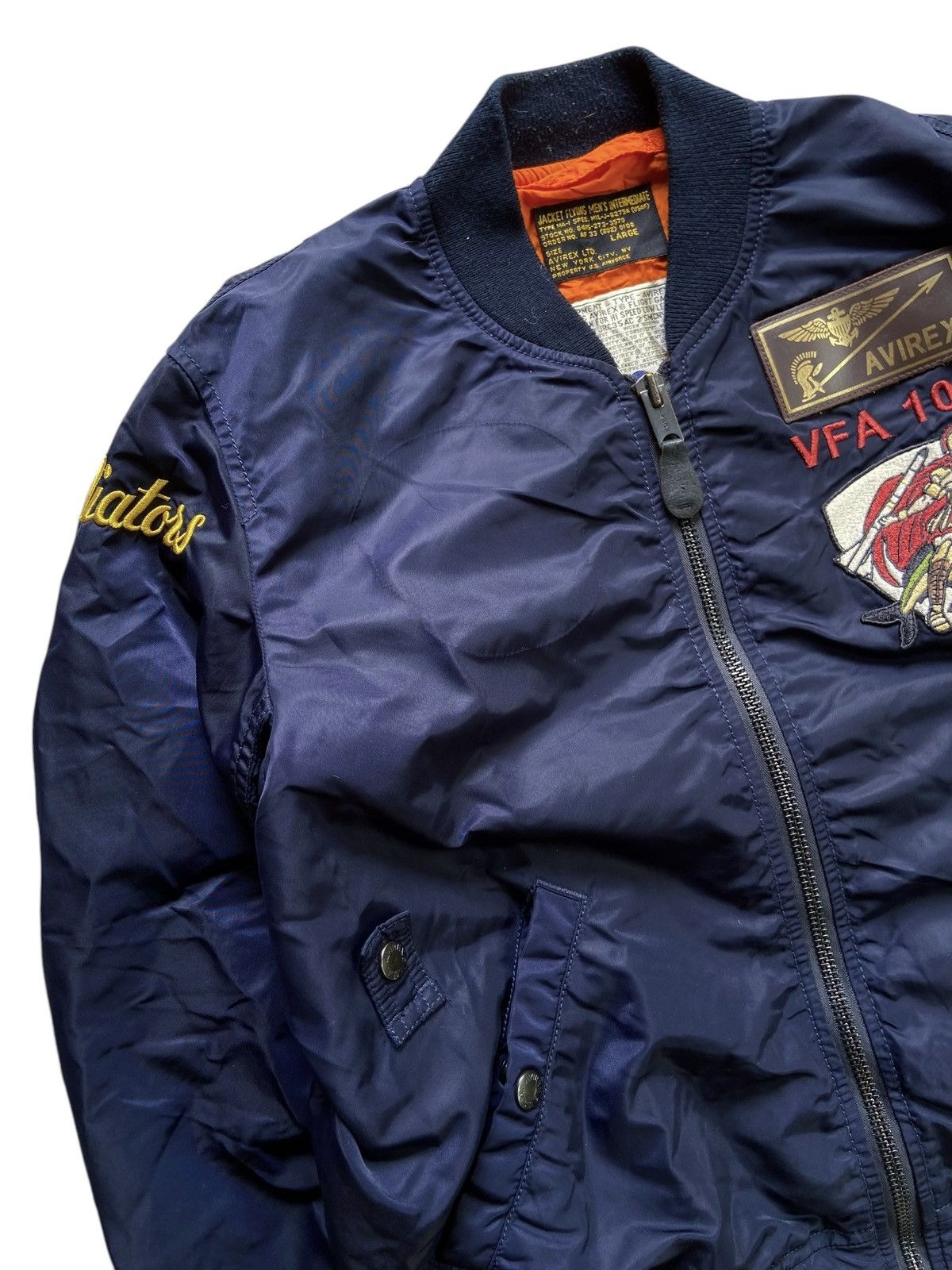 Avirex 90s AVIREX GLADIATORS VFA 106 USN FLIGHT BOMBERS JACKET Size US S / EU 44-46 / 1 - 4 Thumbnail