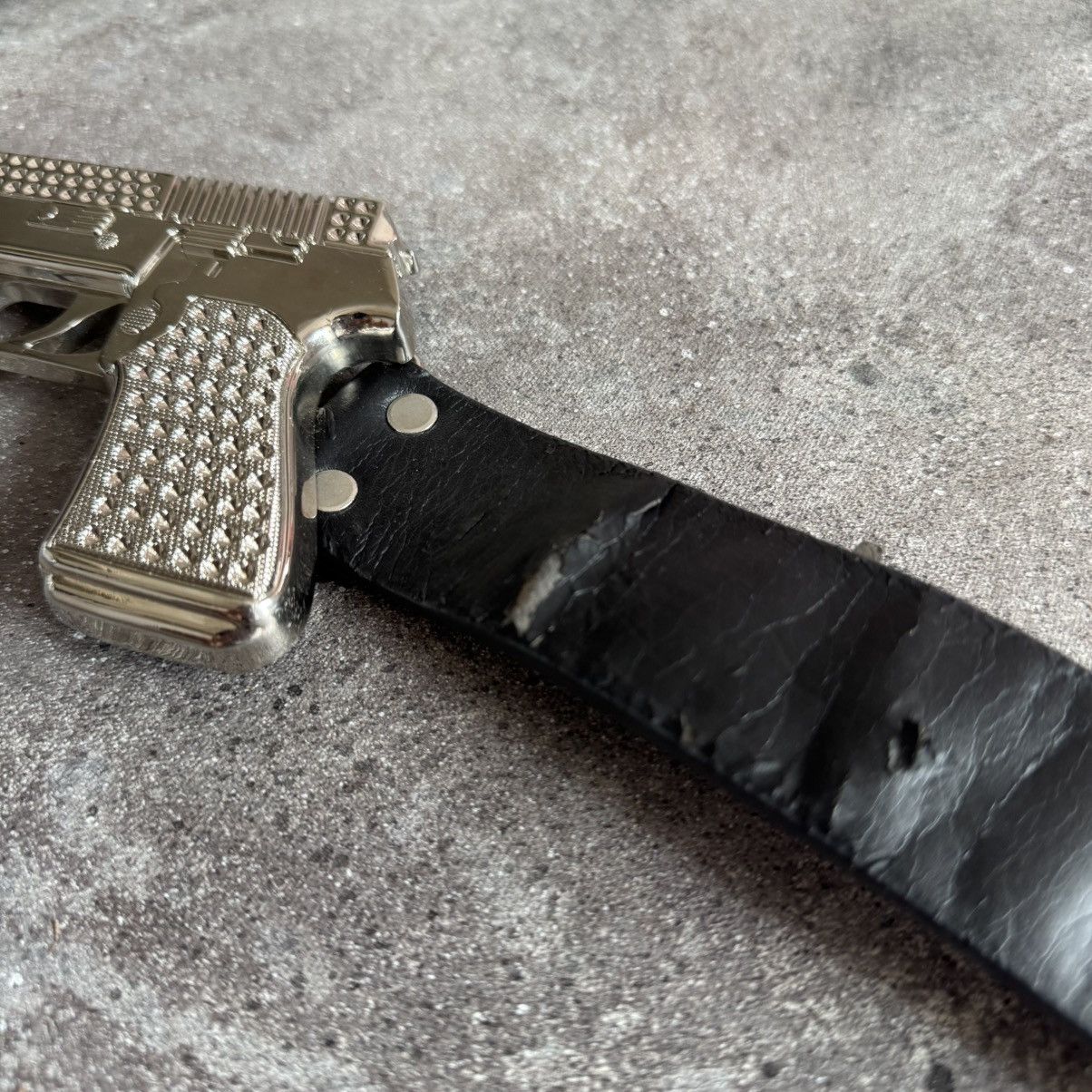 Hysteric Glamour Pistol Gun Buckle Vintage Y2K Leather Belt Size ONE SIZE - 8 Thumbnail