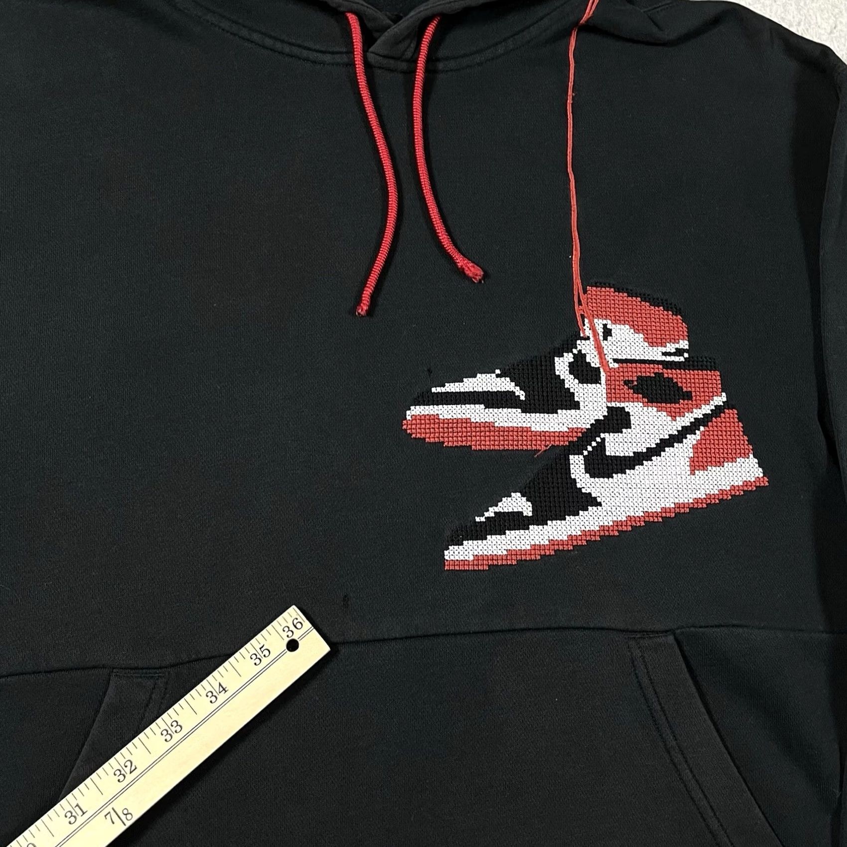 Jordan Brand Nike Jordan Hoodie Mens L Black Jumpman Holiday Sweatshirt Logo Embroidered Pullover Hoodie Size US L / EU 52-54 / 3 - 2 Thumbnail