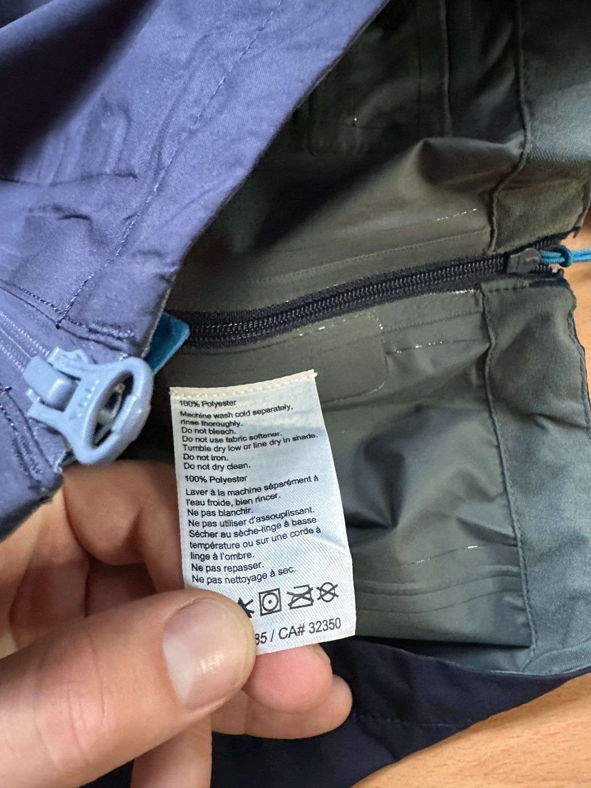 Outdoor Research Outdoor Research Foray Gore-Tex Jacket Waterproof Blue Sz M Size M / US 6-8 / IT 42-44 - 12 Thumbnail