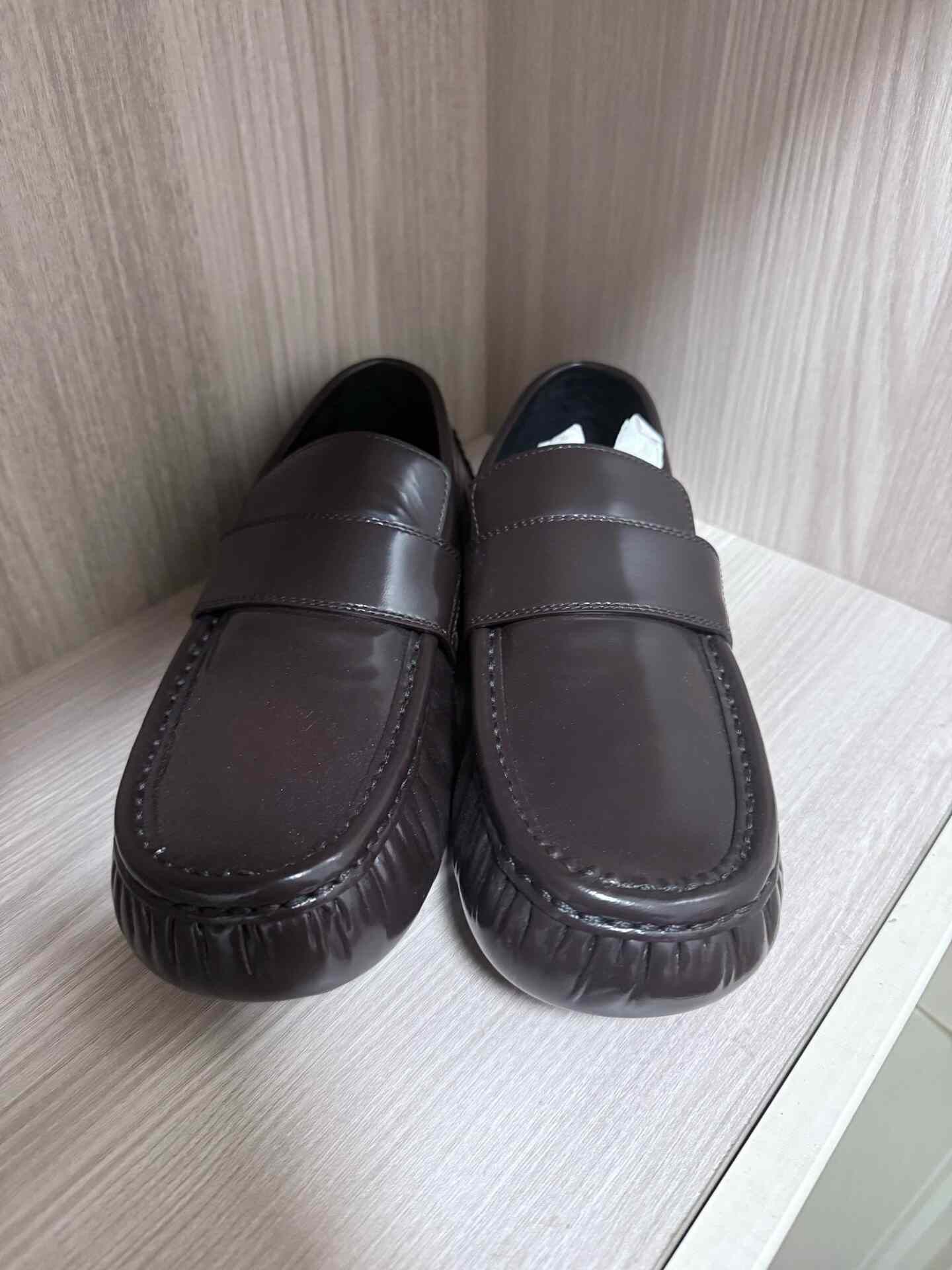 Bottega Veneta Bottega Veneta Black Leather Loafers Size US 8 / EU 41 - 1 Thumbnail