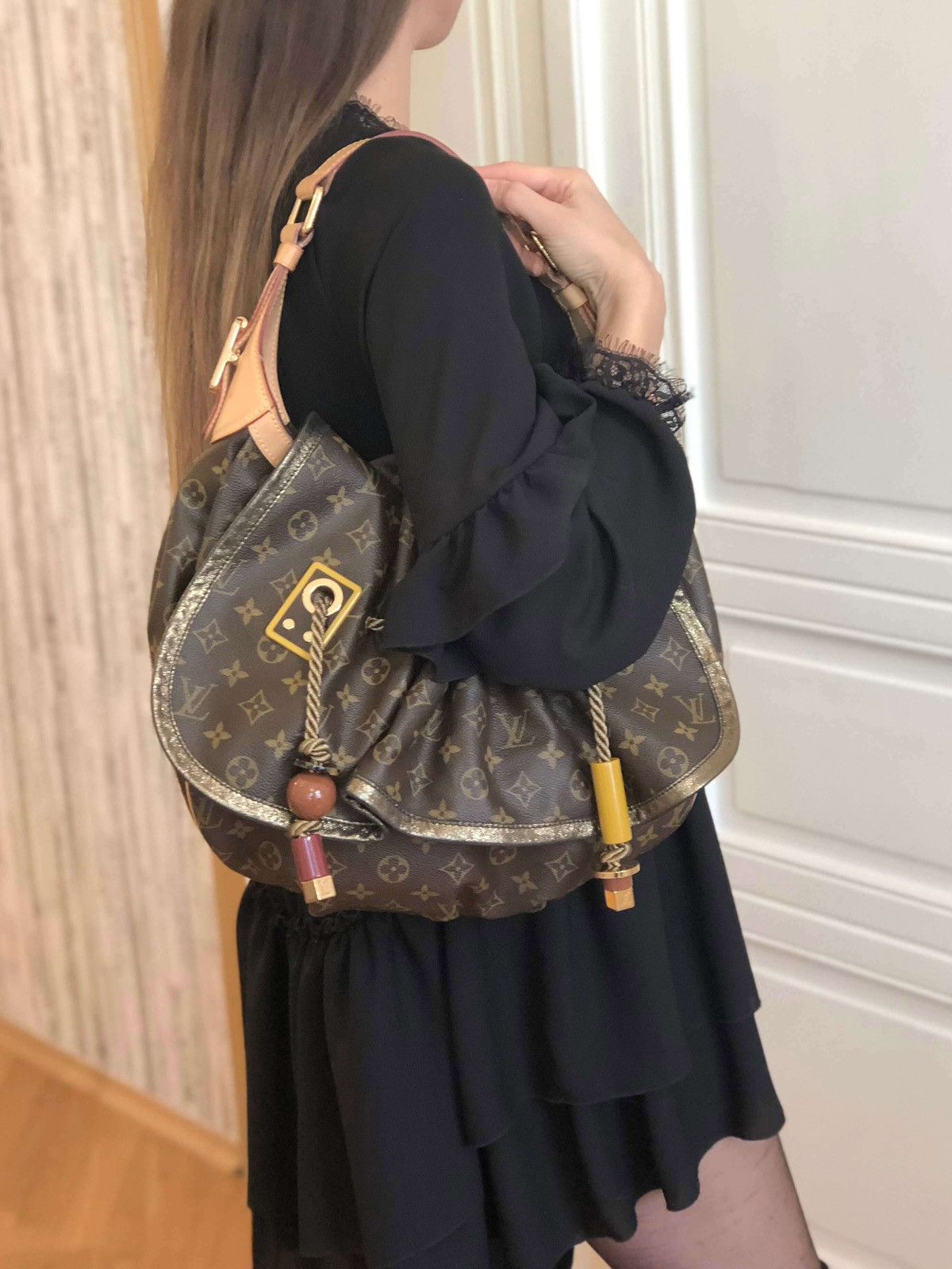 Louis Vuitton AUTHENTIC LOUIS VUITTON LIMITED EDITION KALAHARI GM Size ONE SIZE - 21 Thumbnail