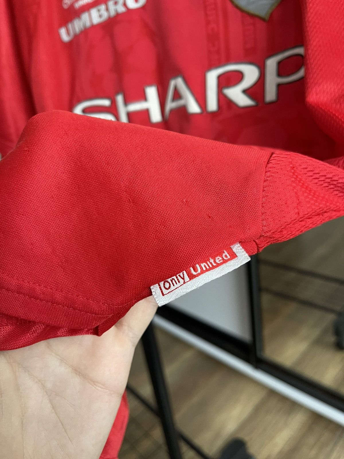 Umbro 1999/2000 Umbro Manchester United Vintage Soccer Jersey Tee Size US S / EU 44-46 / 1 - 10 Thumbnail