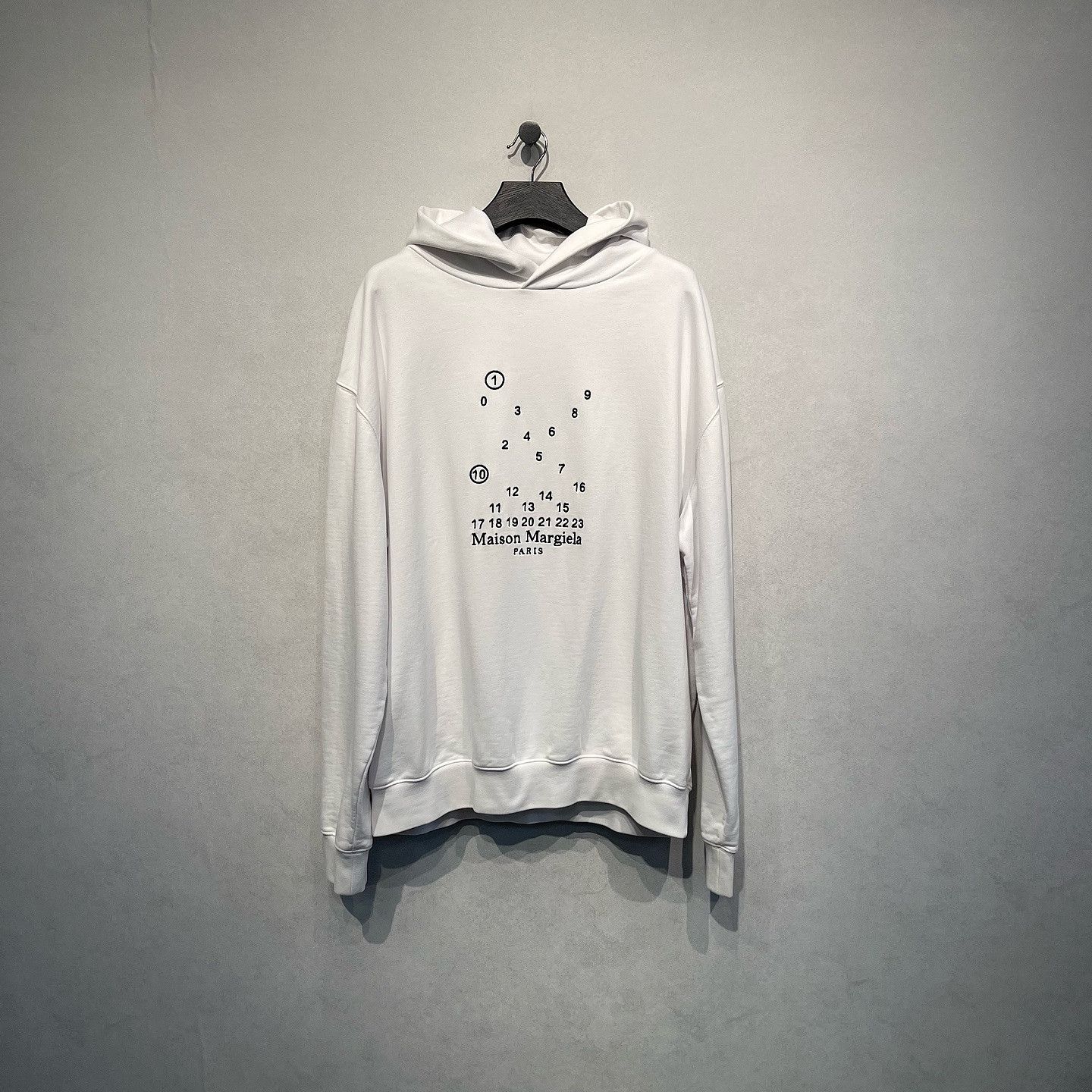 Maison Margiela Maison Margiela Numeric Logo Hoodie Size L Size US L / EU 52-54 / 3 - 1 Thumbnail