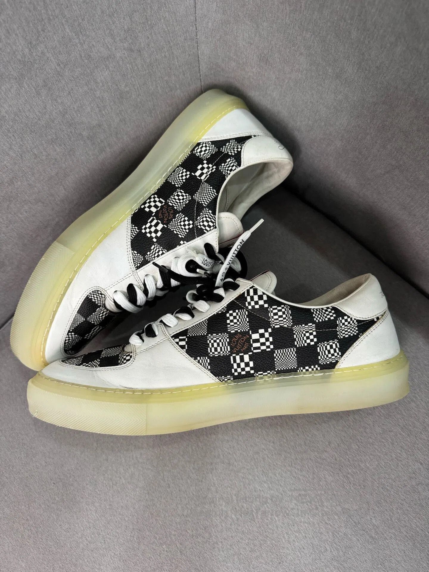 Louis Vuitton Louis Vuitton Ollie Black and White Sneakers. Size US 10 / EU 43 - 4 Thumbnail