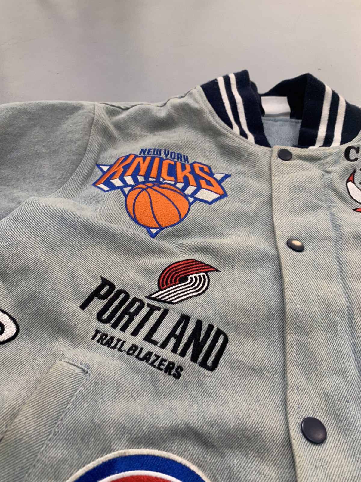Nike × Supreme Vintage nike supreme nba patchwork bomber jacket Size US M / EU 48-50 / 2 - 8 Thumbnail