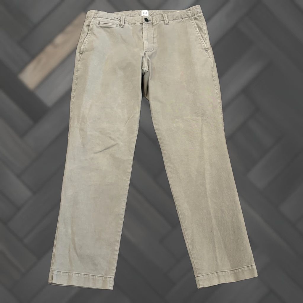 Gap Gap Chino Pant Mens 34x30 Gray Cotton Straight Slim Preppy Career Classic Pants Size US 34 / EU 50 - 1 Thumbnail