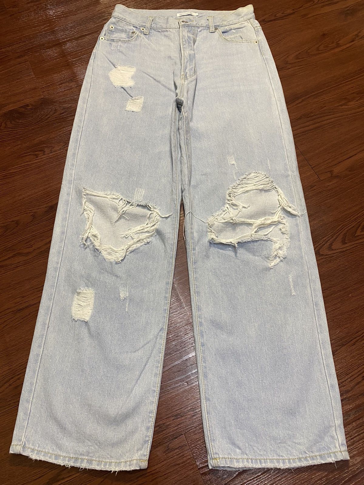 Japanese Brand Japanese Brands Faded Wash Baggy Jeans Size US 28 / EU 44 - 1 Thumbnail