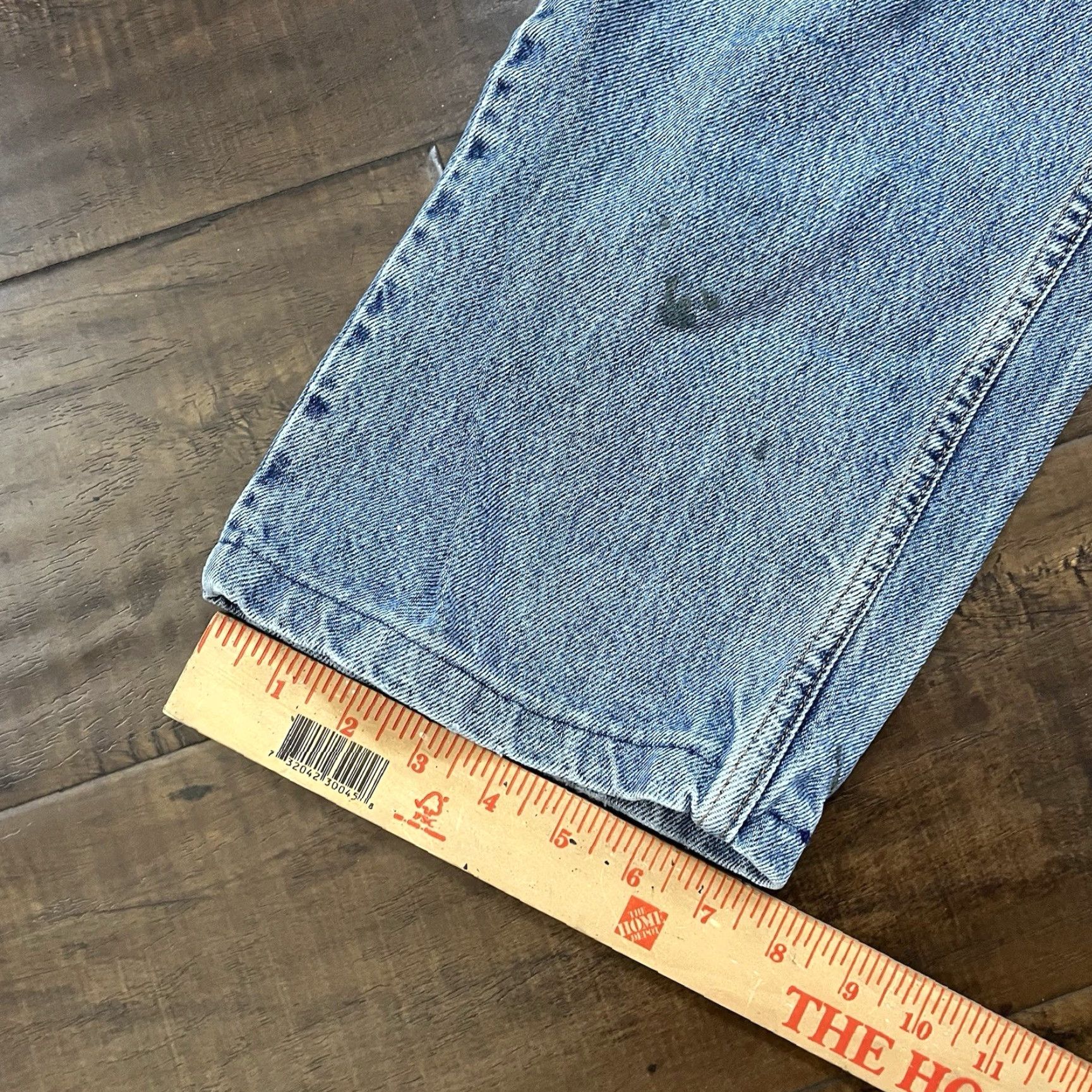 Levi's VINTAGE Levi's 540 Jeans Mens 36x26 Blue Relaxed Denim Light Wash Distressed Retro Size US 36 / EU 52 - 5 Thumbnail