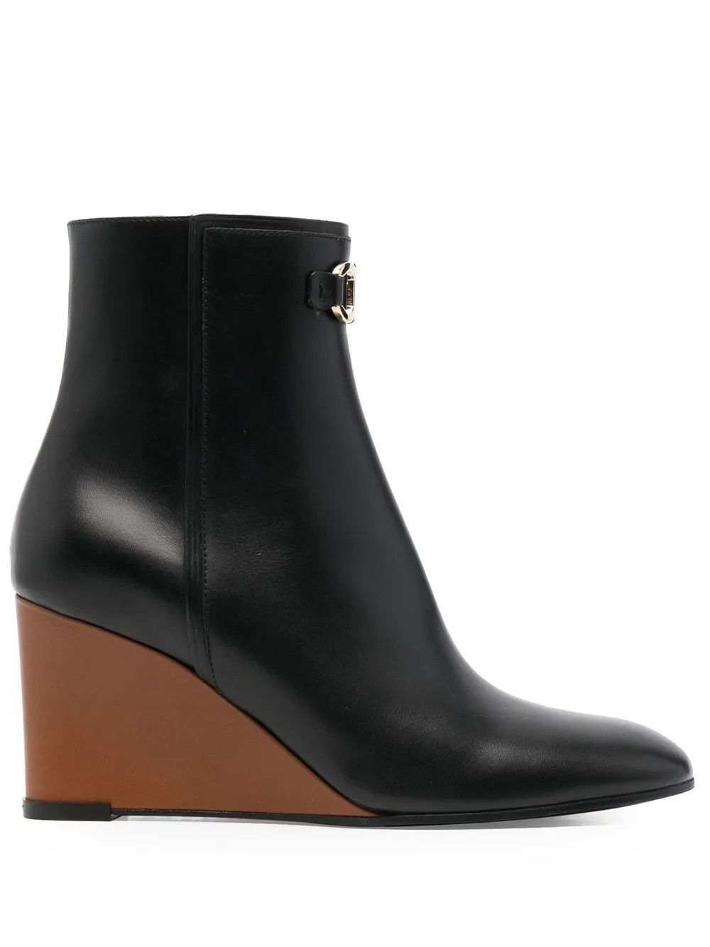 Salvatore Ferragamo o1y0426 Ankle Boots in Black Size US 5 / IT 35 - 1 Thumbnail