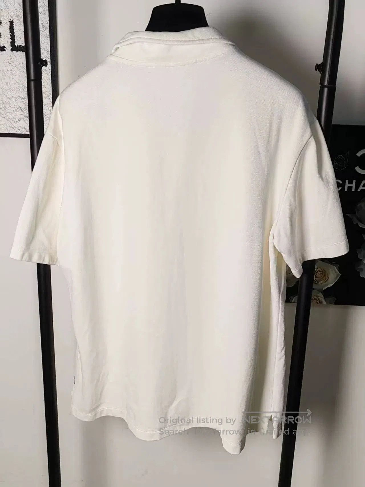 LVXWA Authentic LV Pocket Print Zip Short Sleeve. Size US M / EU 48-50 / 2 - 3 Thumbnail