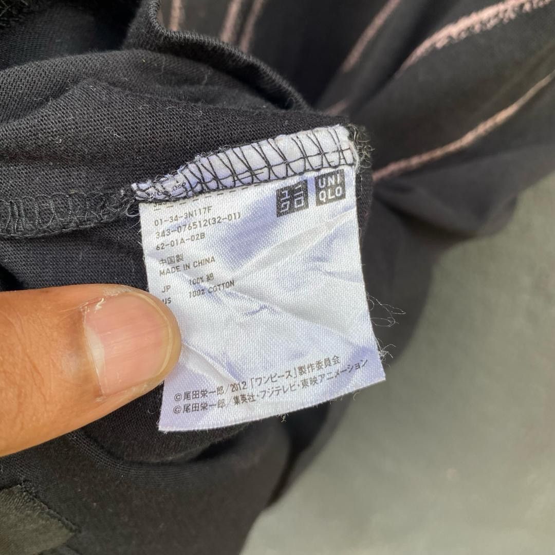 Uniqlo Thrashed Faded One Piece x Uniqlo Tee Size US XL / EU 56 / 4 - 6 Thumbnail