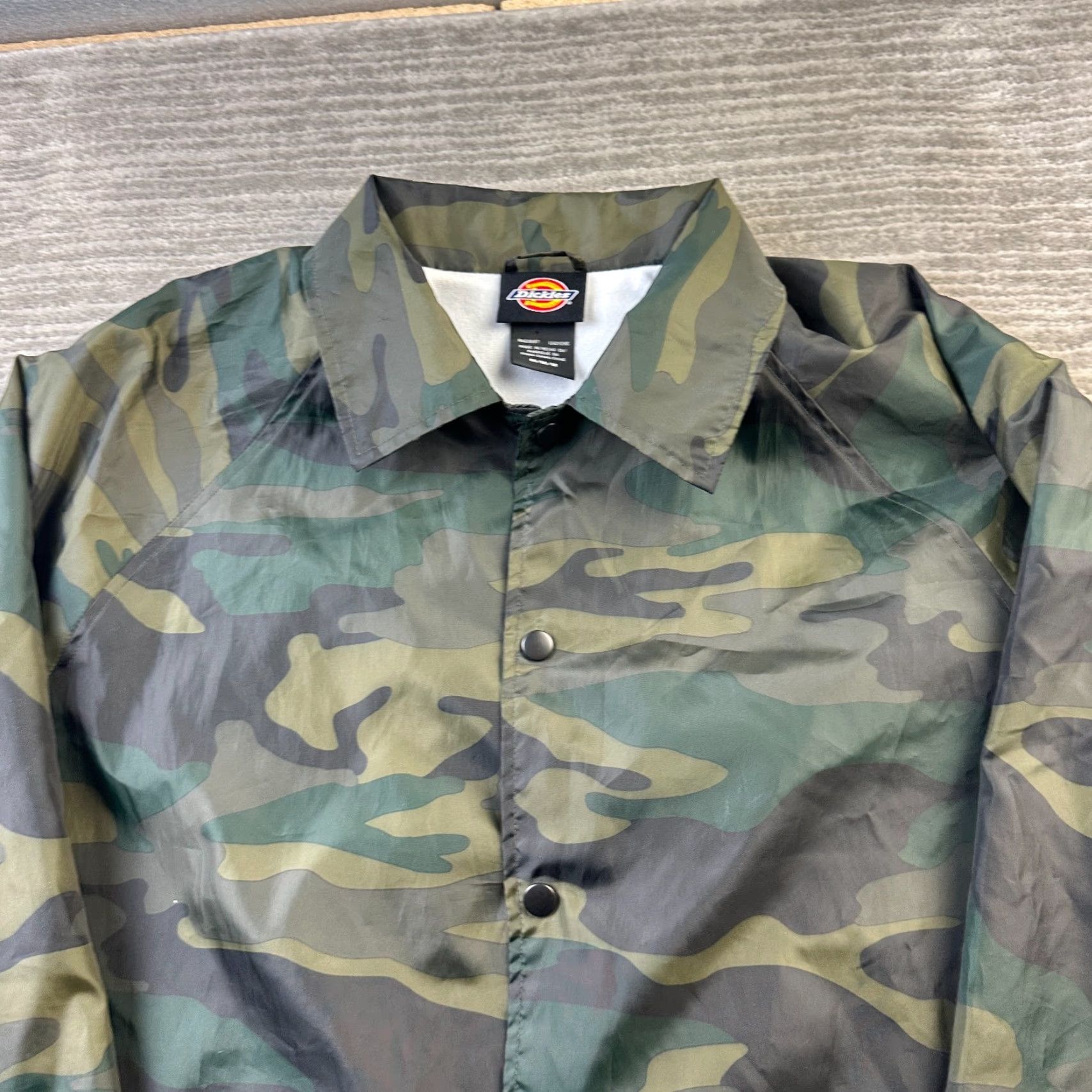Dickies Dickies Jacket Mens M Green Camouflage Nylon Snap On Windbreaker Coat Spring Winter Fall Weather Workwear Casual Size US M / EU 48-50 / 2 - 5 Thumbnail