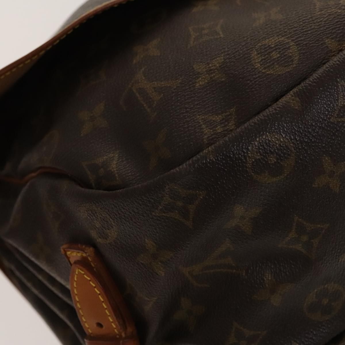 Louis Vuitton LOUIS VUITTON Monogram Saumur 35 Shoulder Bag M42254 Size ONE SIZE - 15 Thumbnail