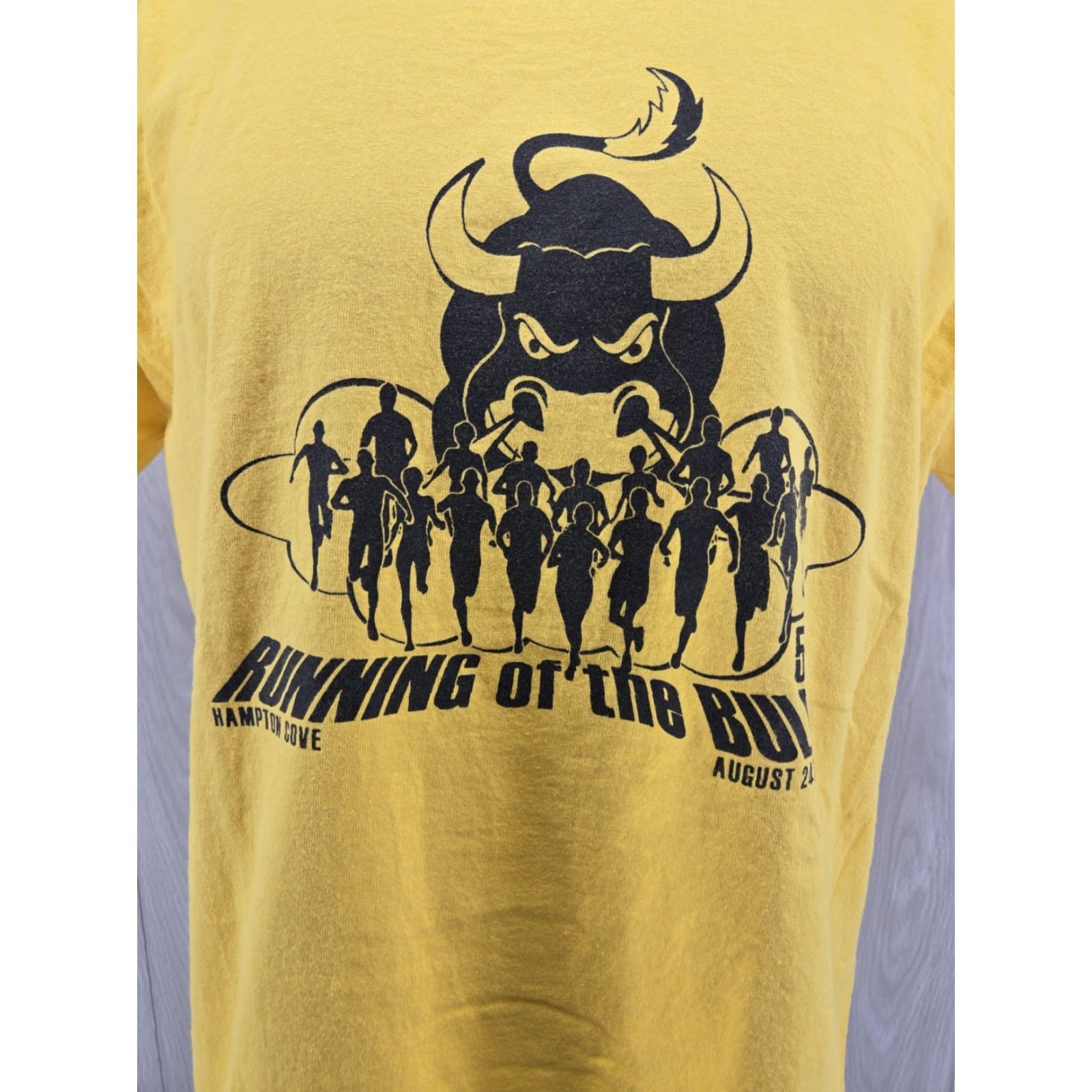 Gildan Running with the Bulls 5K Run T-Shirt Size Large Year 2013 8/24/2013 Shirt Mens L Yellow 2013 8/24/2013 Size US L / EU 52-54 / 3 - 3 Thumbnail