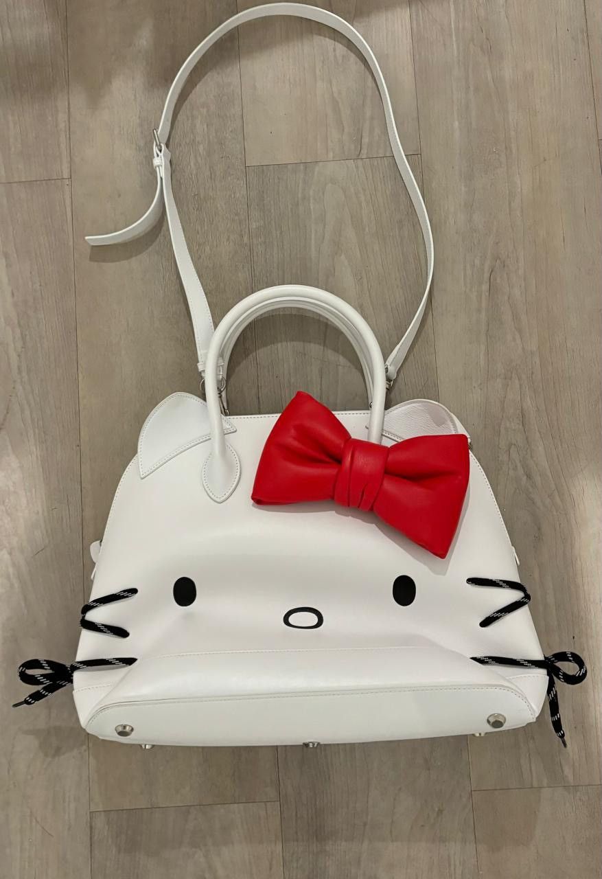 Balenciaga SS20 Balenciaga Hello Kitty Runway Ville Handbag Bag Size ONE SIZE - 4 Thumbnail