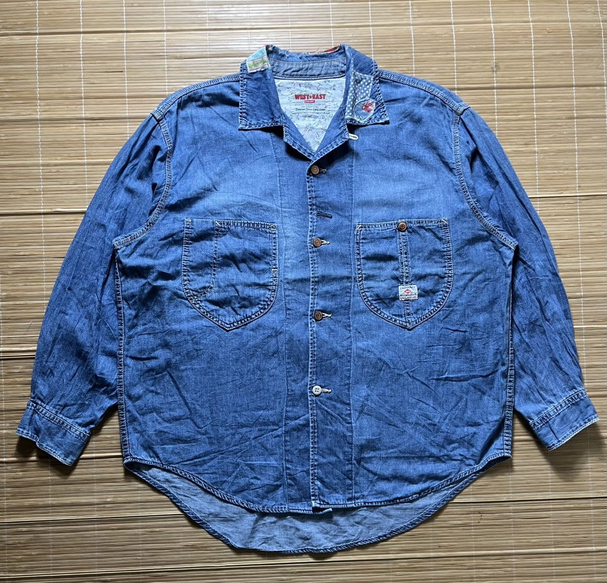 Japanese Brand Vintage 90s RNA west east boxy denim shirt Size US M / EU 48-50 / 2 - 1 Thumbnail