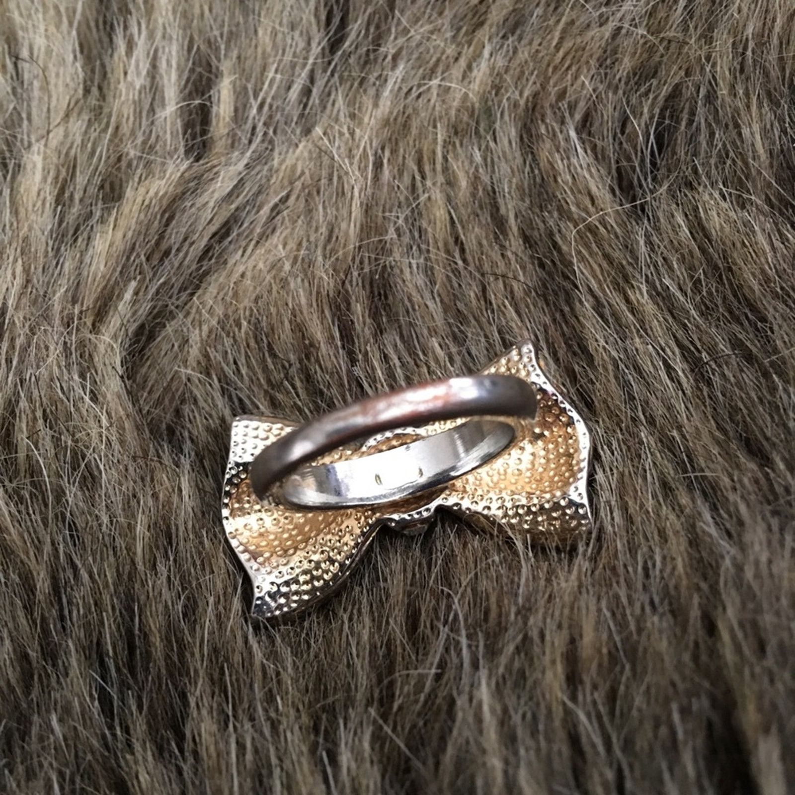 Vintage Vintage rhinestone bow ring size 6 Size ONE SIZE - 5 Thumbnail