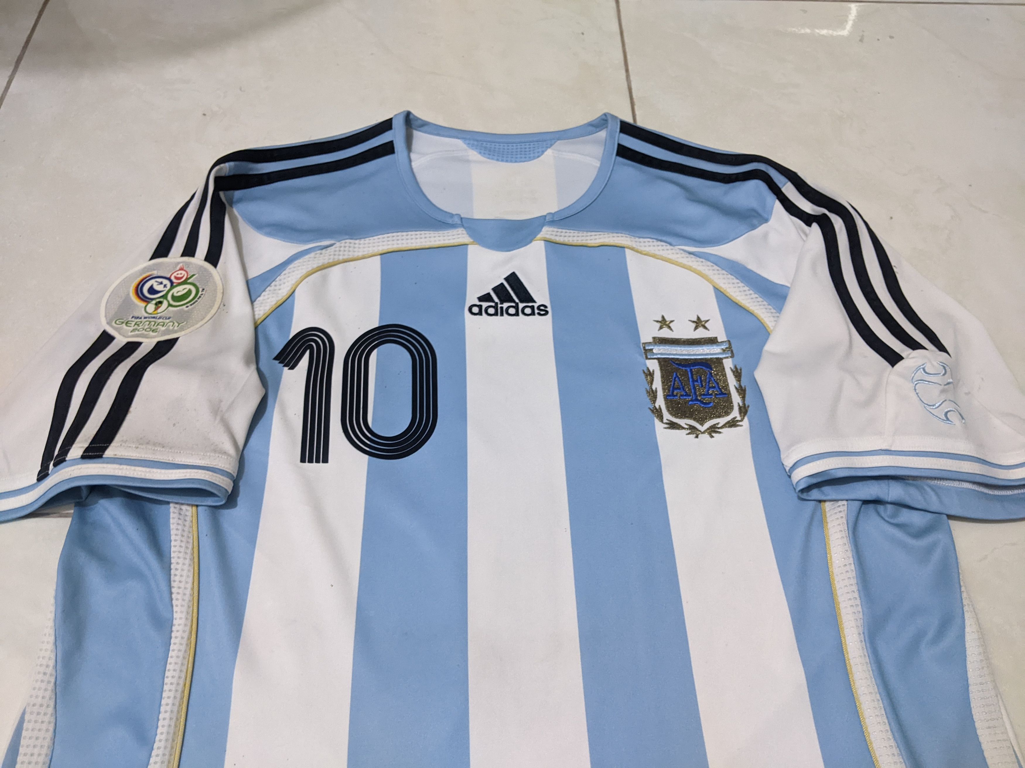 Adidas Jersey world cup 2006 home Riquelme football shirt Size US M / EU 48-50 / 2 - 3 Thumbnail