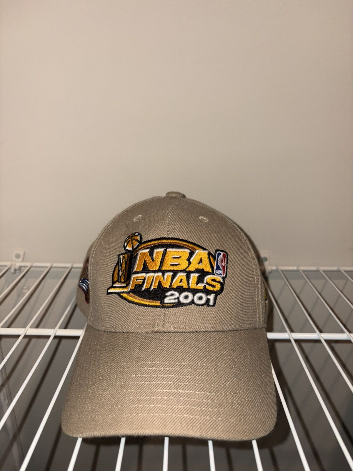 NBA 2001 NBA Finals hat Size ONE SIZE - 1 Thumbnail