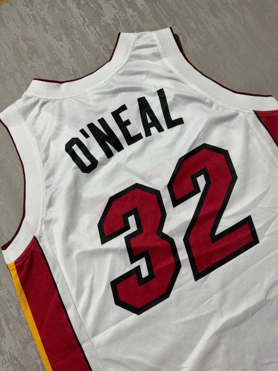 Champion SHAQUILLE O'NEAL MIAMI HEAT NBA BASKETBALL jersey champion Size US L / EU 52-54 / 3 - 8 Thumbnail