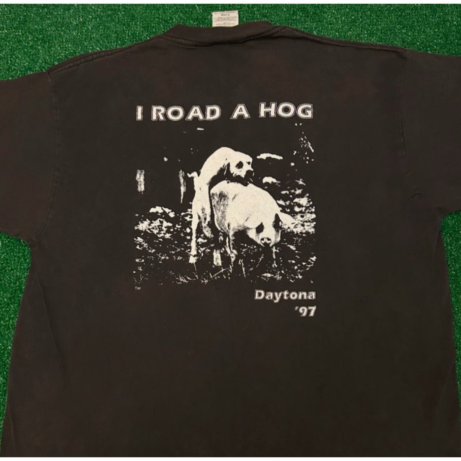 Vintage VINTAGE I Road A Hog Daytona Bike Week 1997 Humor Volgar VTG Shirt Mens XL Dark Black 90s Biker USA Hip Hop Mens XL Size US XL / EU 56 / 4 - 4 Thumbnail
