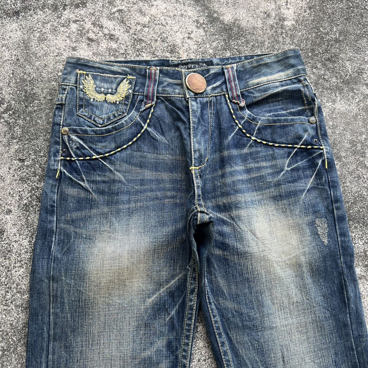 Japanese Brand “RED PEPPER” DISTRESS/FADED BLUE JEANS Size US 30 / EU 46 - 4 Thumbnail