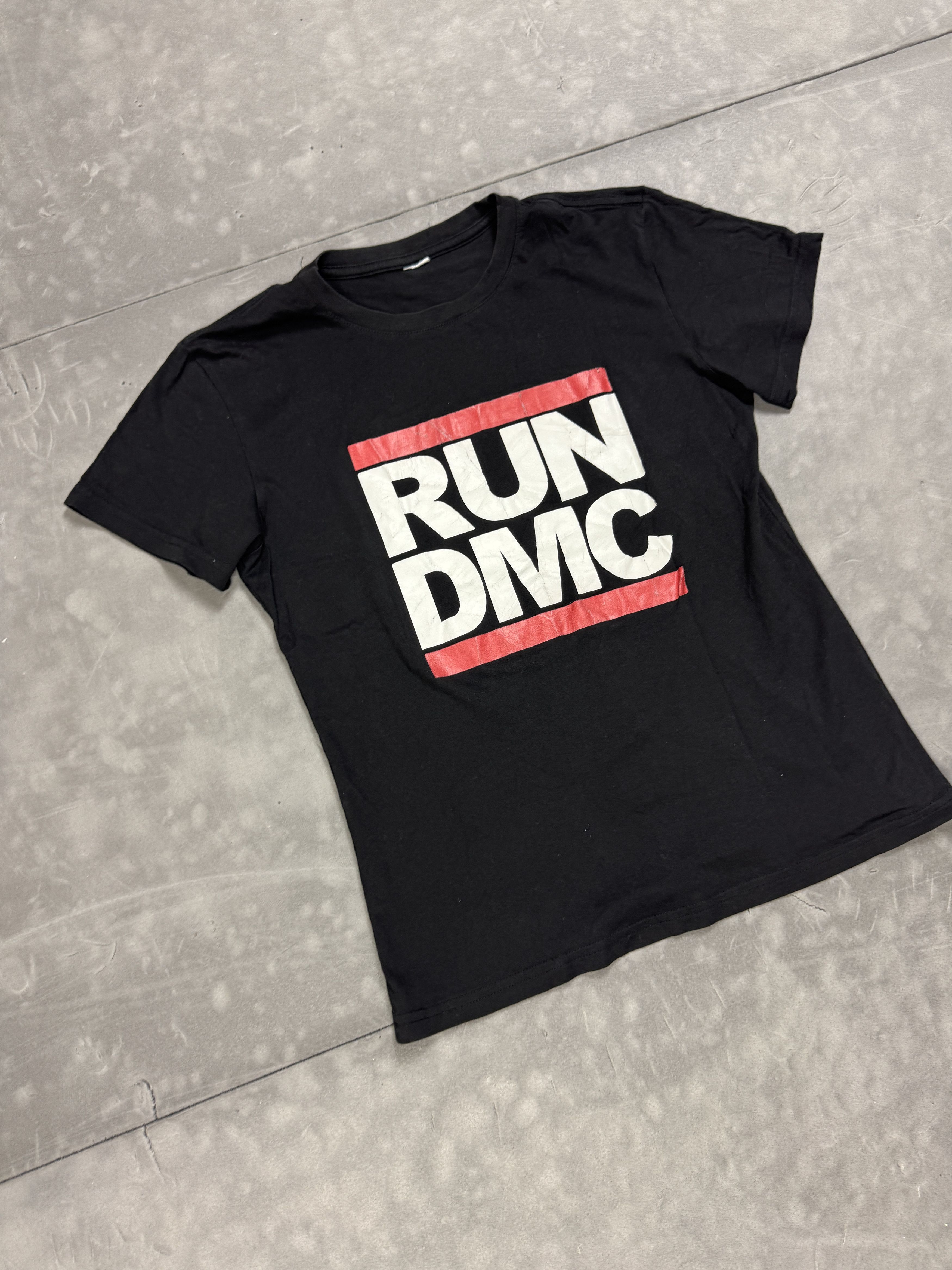 RUN DMC RUN DMC Graphic T-Shirt WMNS (S/M) hiphop y2k 90s Size S / US 4 / IT 40 - 4 Thumbnail