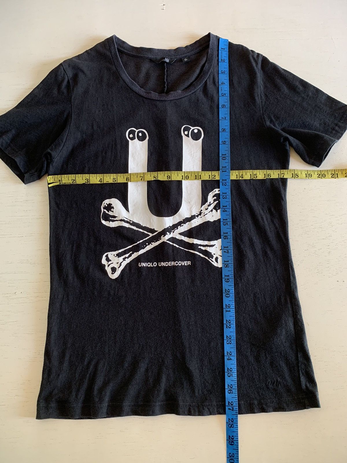 Undercover × Uniqlo Uniqlo Undercover Tee Size US S / EU 44-46 / 1 - 23 Thumbnail