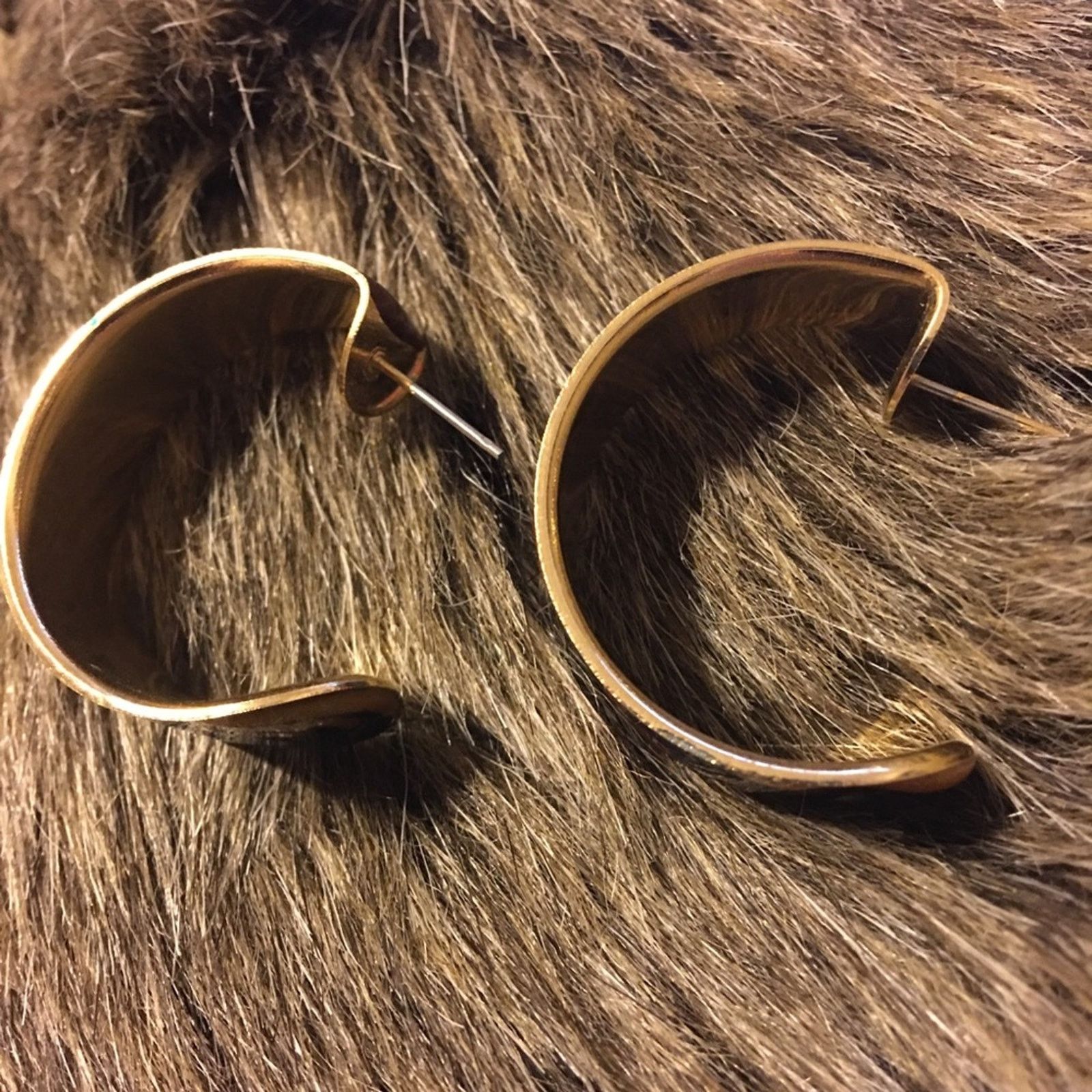 Jewelry Sparkle swirl enamel hoop pierced earrings Size ONE SIZE - 3 Thumbnail