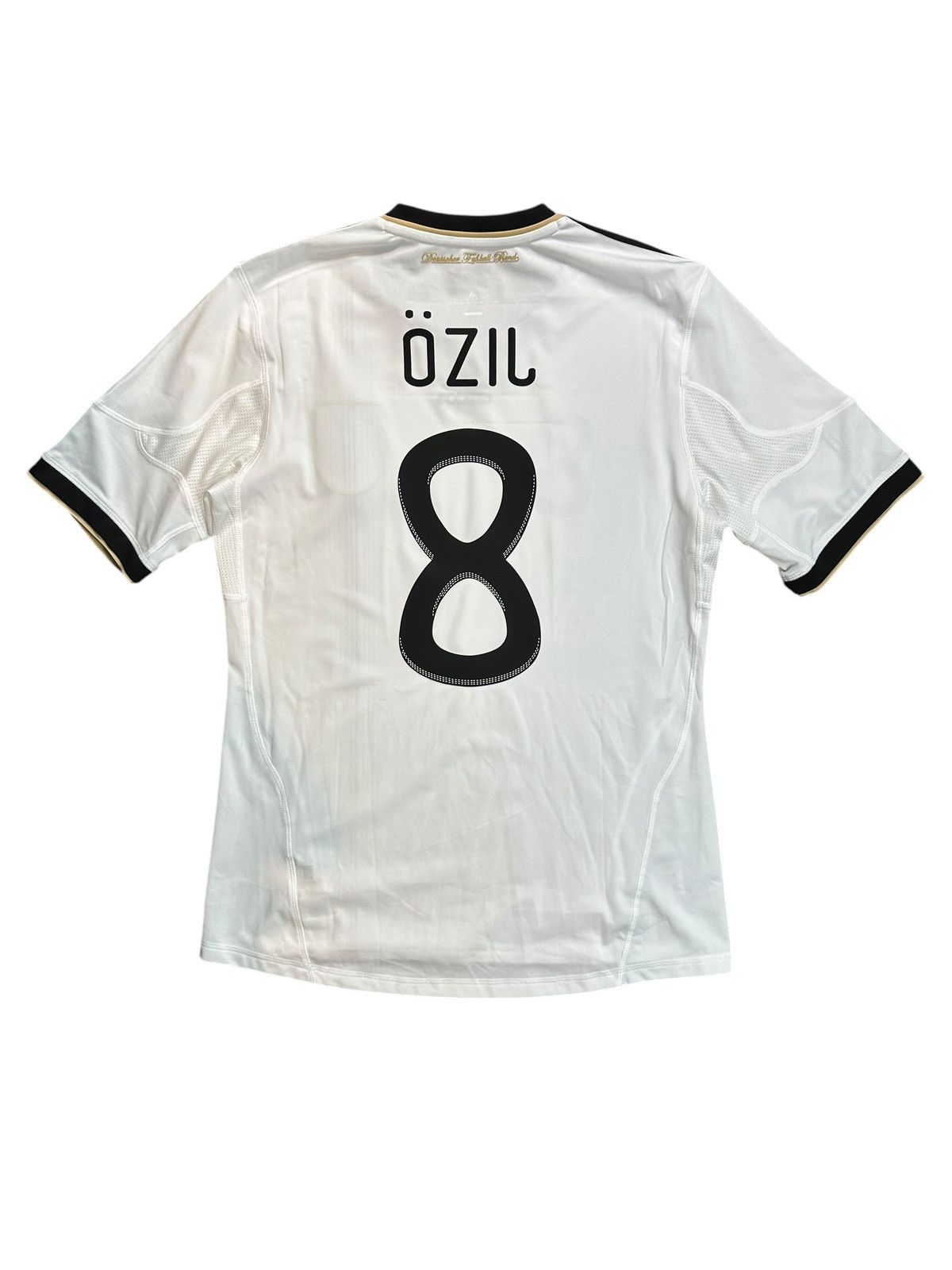 Adidas Germany 2010 Ozil Home Jersey Size US M / EU 48-50 / 2 - 1 Thumbnail
