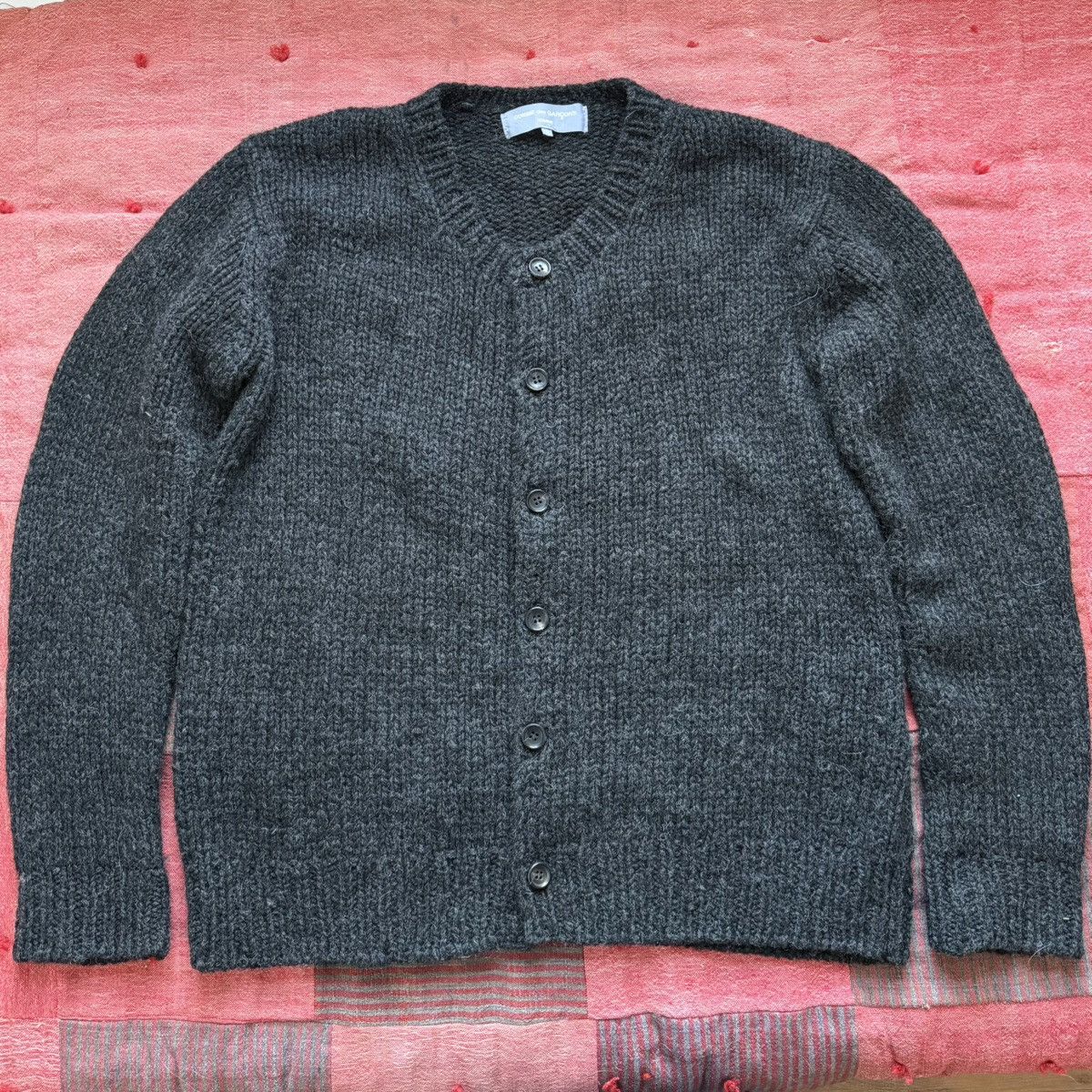 Comme des Garcons Comme Des Garcons Hand Knit Wool Cardigan Size US S / EU 44-46 / 1 - 1 Thumbnail